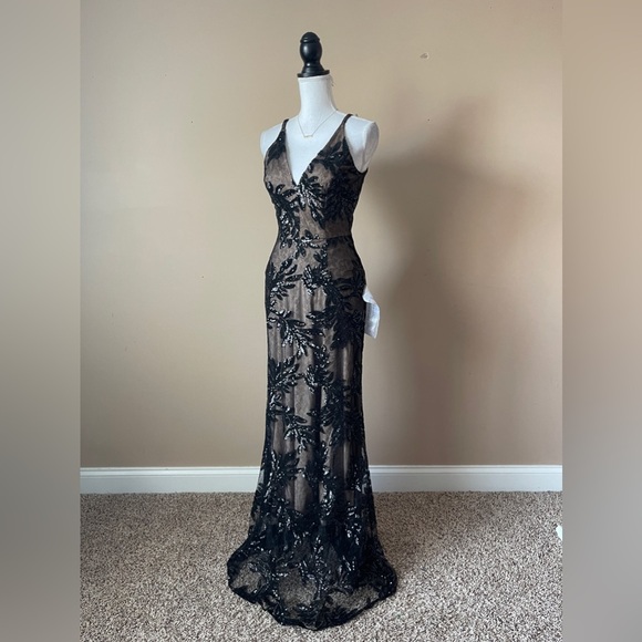 DRESS THE POPULATION | Black Sequin & Mesh Overlay Maxi Formal Gown Sz S - Picture 4 of 12